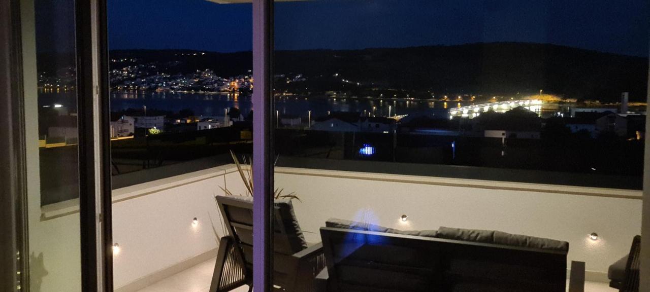 Penthouse Apartman Marcelina In Trogir Exterior foto